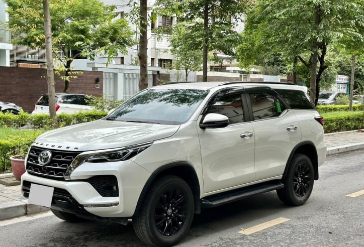 Toyota Fortuner 2022 2.7 AT khấu hao ra sao sau 2 năm lăn bánh?