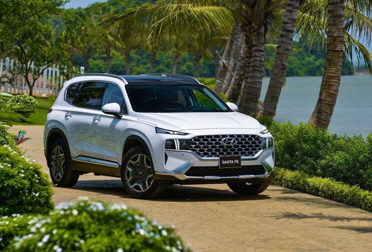 Cơn sốt Hyundai Santa Fe máy dầu lên đỉnh khi chênh giá lên tới gần trăm triệu đồng