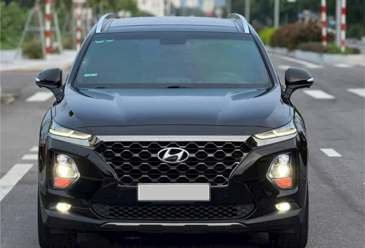 Hyundai SantaFe Dầu Cao Cấp 2020 'sốt giá' trên thị trường xe cũ