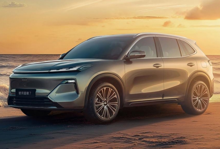 Geely Galaxy Starship 7 - SUV Hybrid PHEV mới ngang tầm Ford Everest với công nghệ đột phá