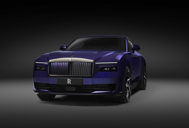 Rolls-Royce Spectre Black Badge - Siêu xe điện đắt nhất Việt Nam có gì đặc biệt?