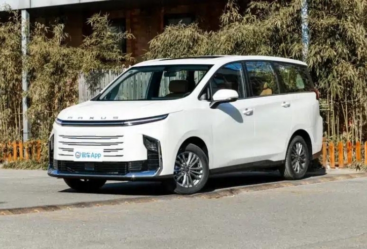 Maxus G50 PHEV chính thức mở bán tại thị trường hàng xóm, phạm vi hoạt động vượt 1.400 km