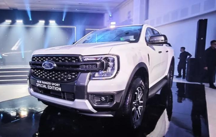 Ford ra mắt Everest và Ranger phiên bản đặc biệt: Đậm chất thể thao, giá quy đổi từ 715 triệu đồng