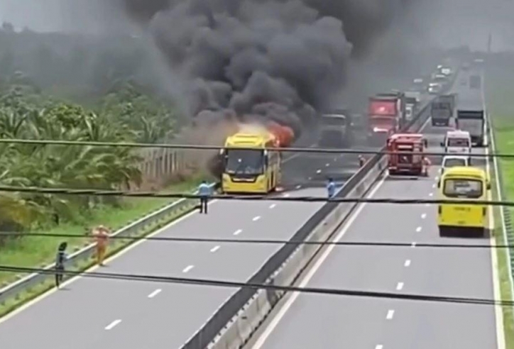 Từ vụ cháy xe khách trên cao tốc Mai Sơn: Hồi chuông về kỹ năng thoát hiểm và quyền lợi hành khách