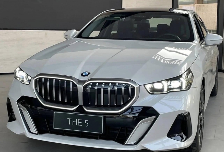 BMW 5 Series 2025: Cú “nổ lớn” mở màn cuộc đua sedan hạng sang tại Việt Nam