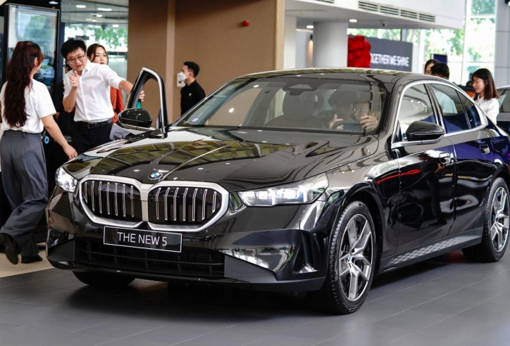 Giảm hơn 400 triệu, BMW 5 Series bản lắp ráp có đánh đổi điều gì?