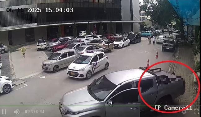 Tai nạn lùi xe tại bệnh viện Hà Đông: Cảnh báo điểm mù và kỹ năng xử lý trong không gian hẹp