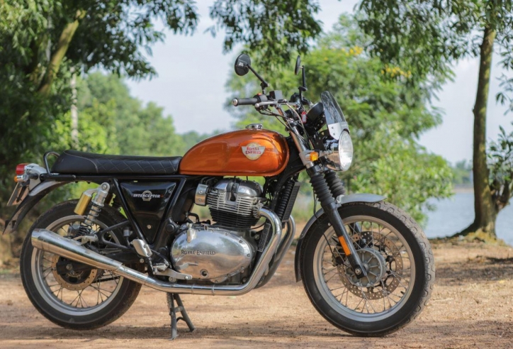 Bảng giá xe máy Royal Enfield mới nhất tháng 07/2025: Có gì ở thương hiệu mô tô cổ điển đình đám?