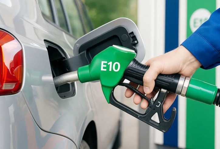 Xăng sinh học E10 trước bài toán mang tên người tiêu dùng Việt