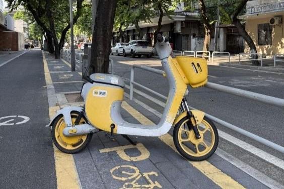 Chiến lược chuyển đổi giao thông ở Trung Quốc để thành phố 10 triệu dân chấp nhận xe điện