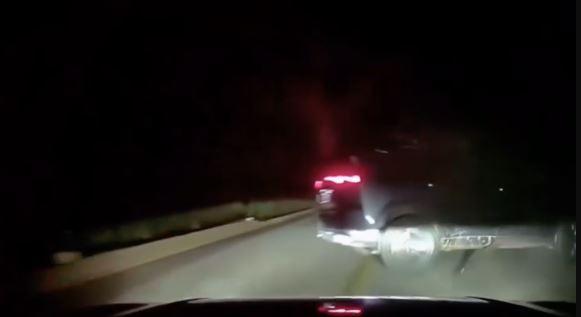 Vượt ẩu liều lĩnh, SUV “bay” xuống ruộng ngay trong đêm