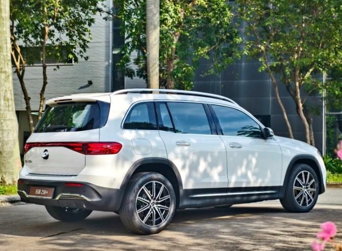 EQB 250+ 2025 cập bến đại lý: Mẫu SUV điện hạng sang chạy 537 km/sạc