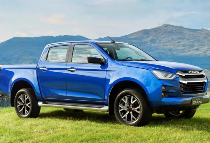 Ford Ranger tiếp tục “độc chiếm” phân khúc dù xe bán tải mất đà tăng trưởng