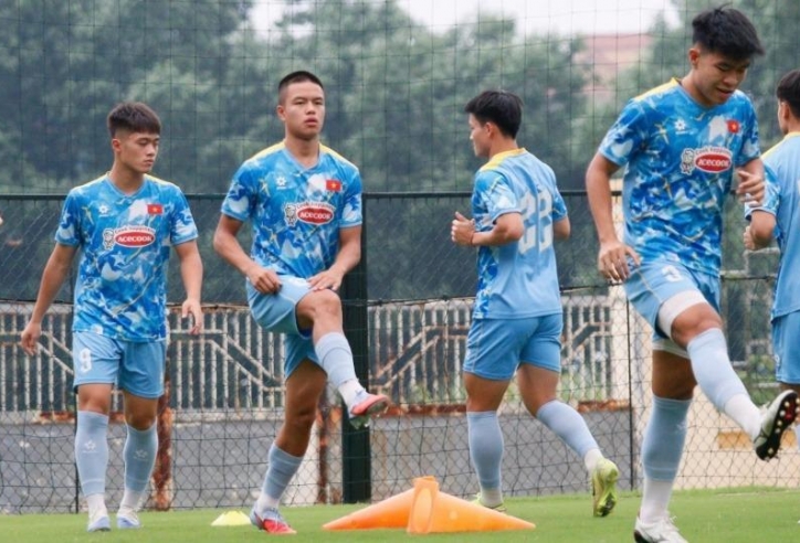 2 lần bị loại ở U23 Việt Nam, Việt kiều đẳng cấp châu Âu lại gặp biến