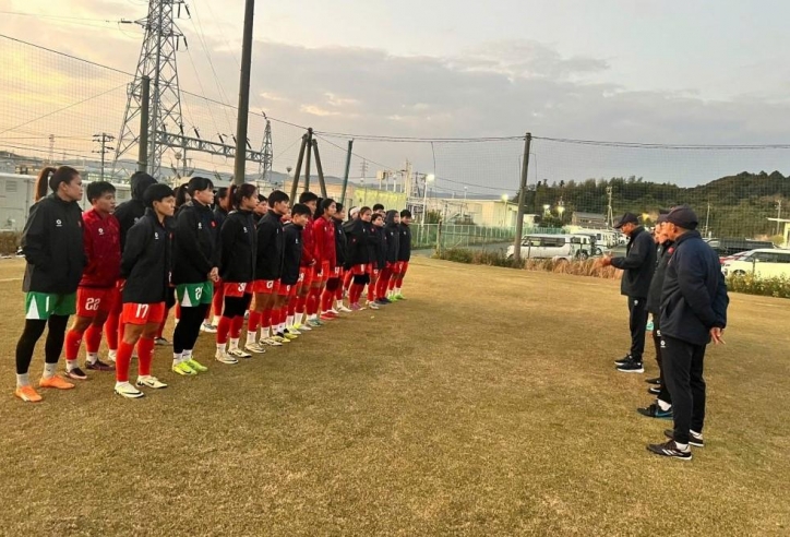 VIDEO: ĐT nữ Việt Nam tập buổi đầu tiên tại Nagoya, Nhật Bản