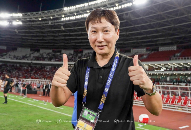 HLV Kim Sang Sik khiến cả Đông Nam Á phục sát đất với thống kê khó tin