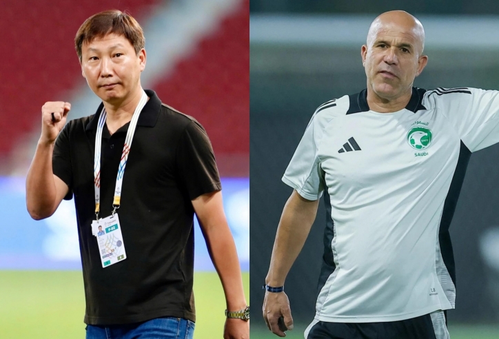 HLV Kim Sang Sik đấu trí cùng đối thủ đẳng cấp châu Âu