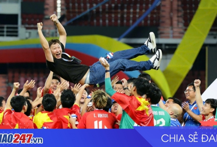 Hợp đồng của HLV Kim Sang Sik sắp hết hạn, chờ VFF ra quyết định quan trọng