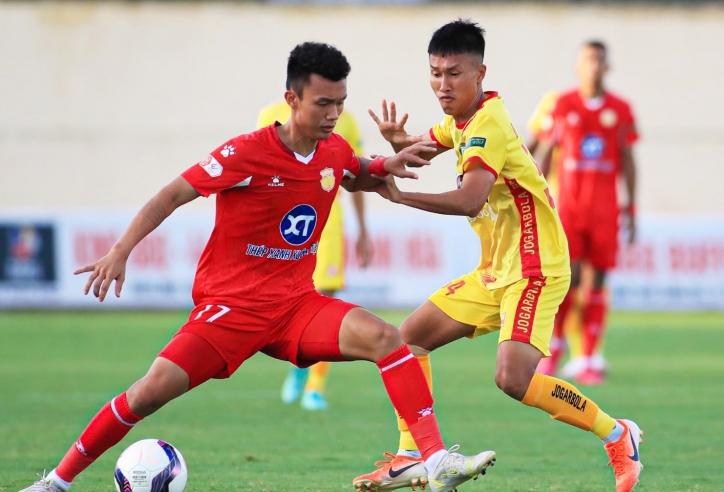Bị Thanh Hóa cầm hòa, Nam Định vẫn chưa biết mùi thắng ở V-League