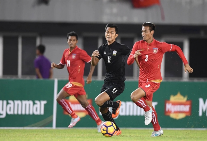 Đối thủ ĐT Việt Nam nhận tin 'sét đánh' ngay trước thềm AFF Cup
