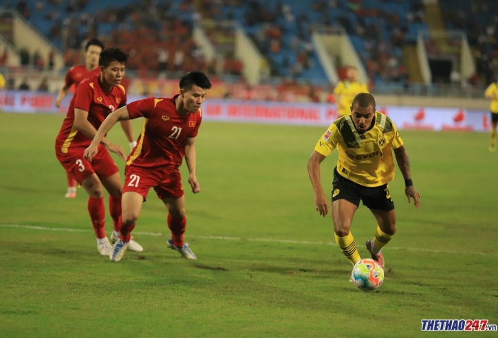 ĐT Việt Nam xuất sắc 'đi vào lịch sử' trong ngày đả bại Dortmund