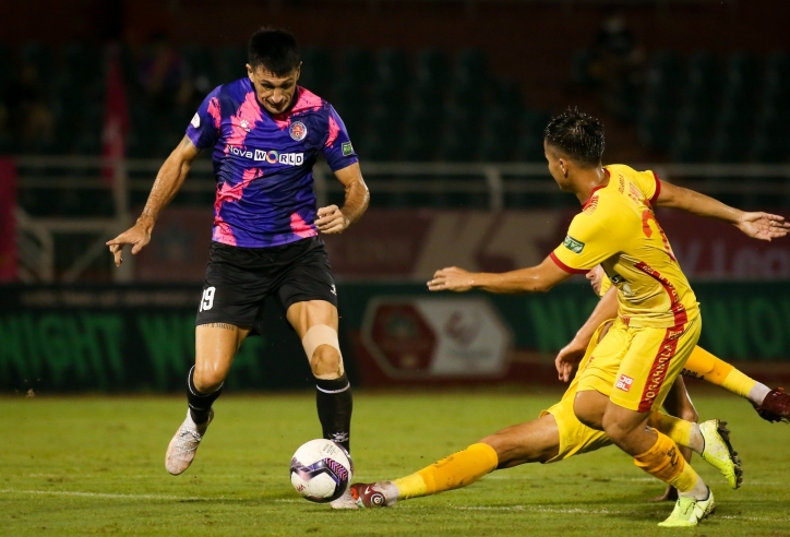 Chân sút vĩ đại thứ 2 V-League chính thức chia tay bóng đá Việt Nam
