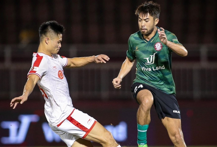 Chia tay V-League, sao Việt kiều bất ngờ tái xuất ở sân 7