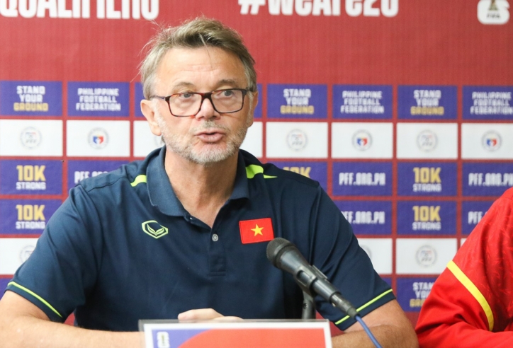 HLV Troussier: 'ĐT Việt Nam phải thắng Philippines sớm hơn'