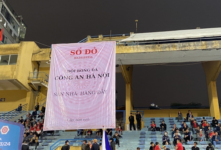 Viettel phải nhận án phạt do CĐV CAHN treo sổ đỏ?