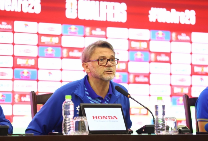 HLV Troussier: ĐT Việt Nam đang nắm quyền tự quyết