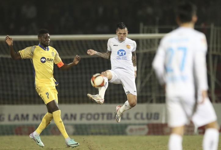 Nam Định gạch tên 1 cầu thủ ở lượt về V-League