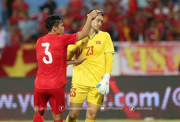 VIDEO: Văn Lâm sai lầm, ĐT Việt Nam thua đậm ĐT Nga