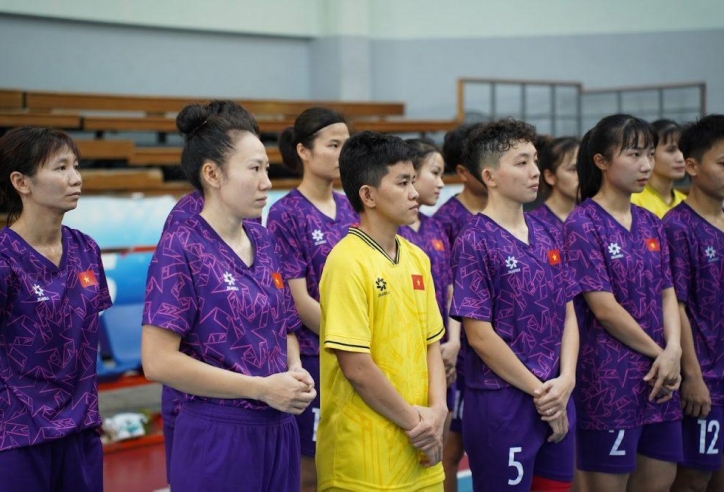 ĐT futsal nữ Việt Nam nhận doping tinh thần trước giải AFF