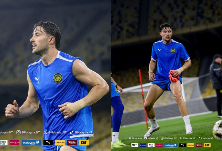 Nhập tịch để đấu ĐT Việt Nam, Malaysia bị nghi vấn sai luật FIFA
