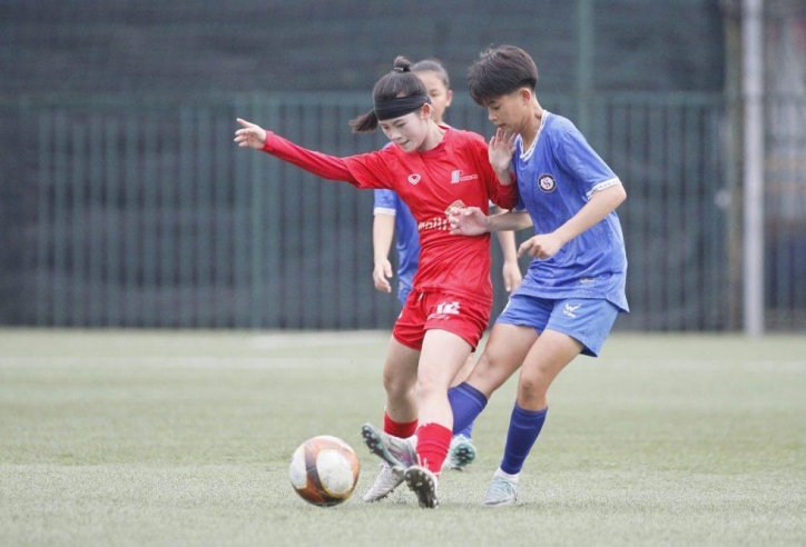 Phong Phú Hà Nam vươn lên dẫn đầu giải U16 nữ QG