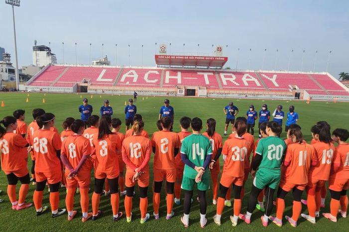 Tuyển Việt Nam loại 5 cầu thủ trước thềm AFF Cup