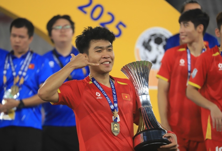 Trung vệ vừa vô địch U23 Đông Nam Á viết tâm thư rời HAGL
