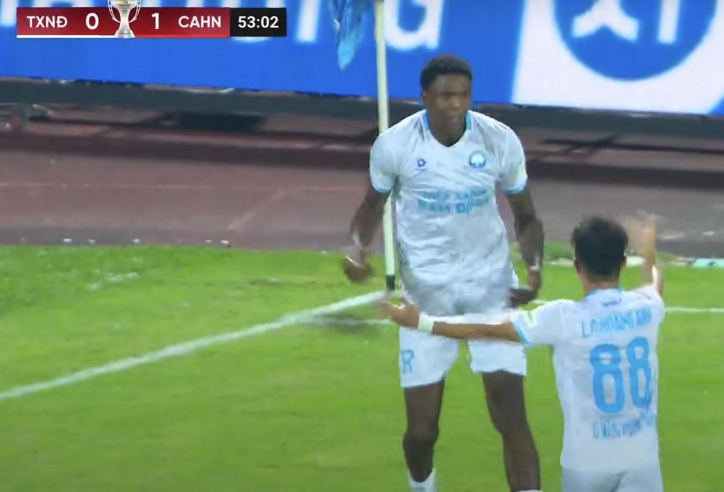 Trực tiếp Nam Định 1-1 CAHN: Tiền đạo cao nhất thế giới ghi bàn