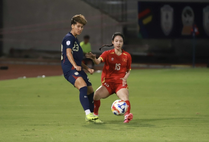 Trực tiếp nữ Việt Nam 0-0 nữ Thái Lan: Căng thẳng
