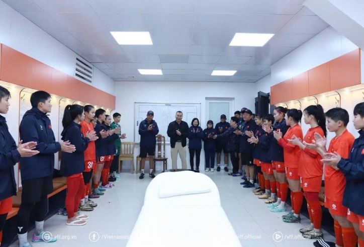 ĐT nữ Việt Nam nhận doping tinh thần trước SEA Games 33