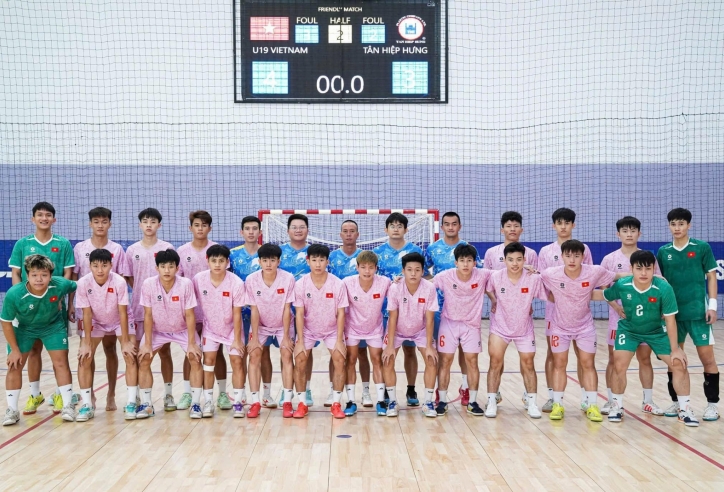 Tuyển trẻ Việt Nam sang Thái Lan dự giải Đông Nam Á