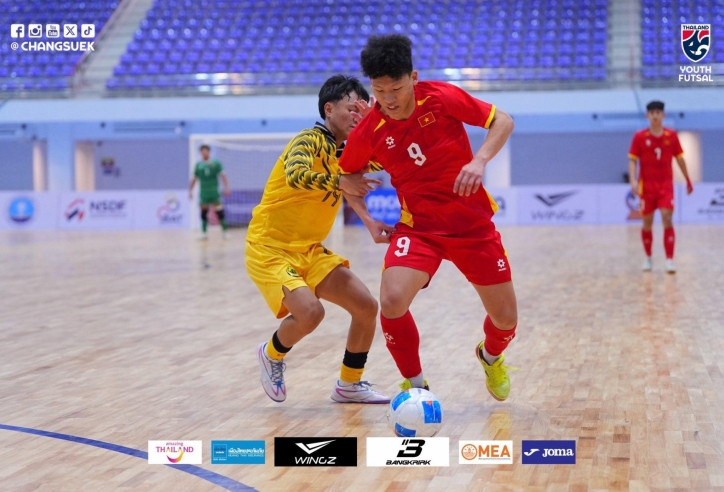 Thắng 18-0, Việt Nam chính thức vào bán kết giải AFF