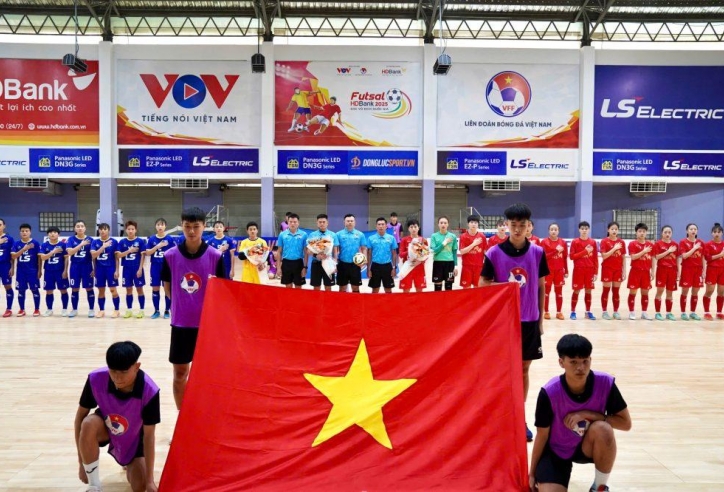 4 đội bóng tham dự giải VĐQG Việt Nam