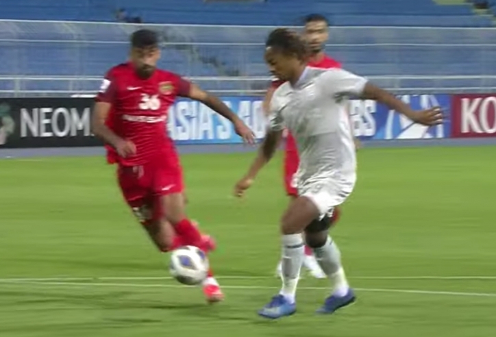 VIDEO Cúp C1 Châu Á: Gomis mở tài khoản bàn thắng