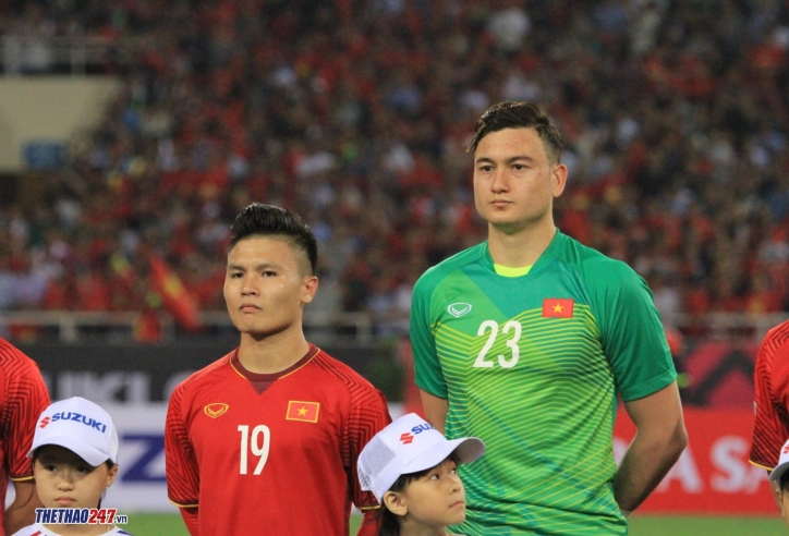 HLV Nhật Bản chỉ thẳng điểm yếu của thủ môn ĐT Việt Nam