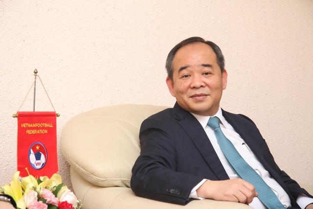 Chủ tịch VFF Lê Khánh Hải xin từ chức