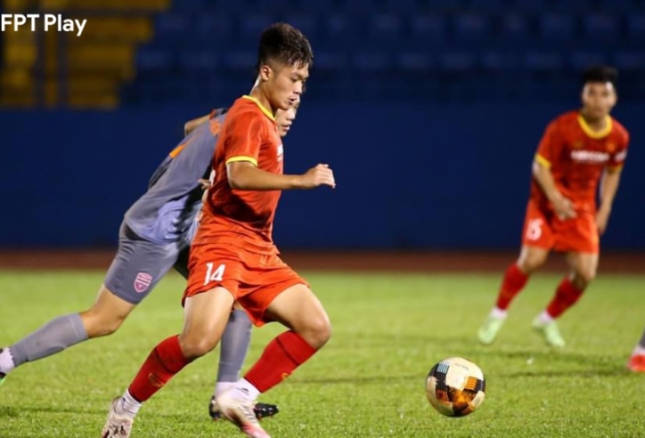 U23 Việt Nam ra quân, đối đầu với sức mạnh U23 Singapore