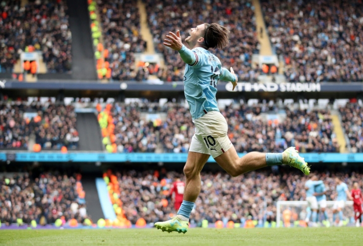 Không Haaland, Man City vẫn biến Liverpool thành 'khán giả' với show diễn tại Etihad