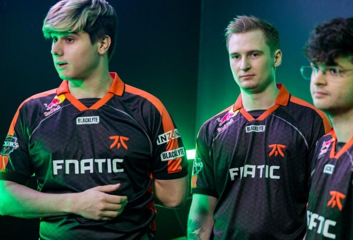 Tập thể Fnatic bị chính HLV 'bóc phốt', chỉ 2 người được an toàn