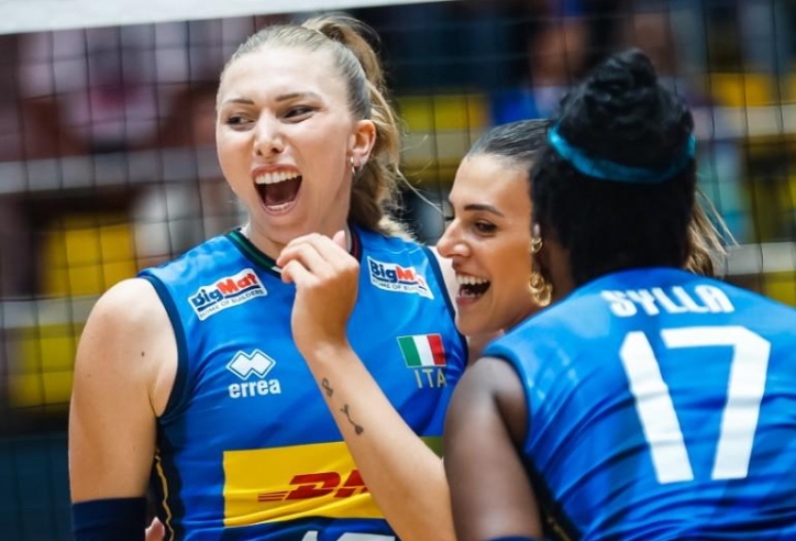 Đẳng cấp chênh lệch, Italia dễ dàng vượt qua Slovakia tại giải VĐTG 2025